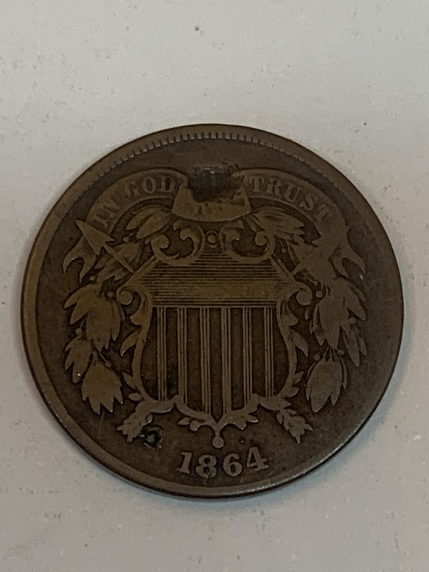 AN 1864 U.S.A TWO CENT COIN, BELIEVED VF