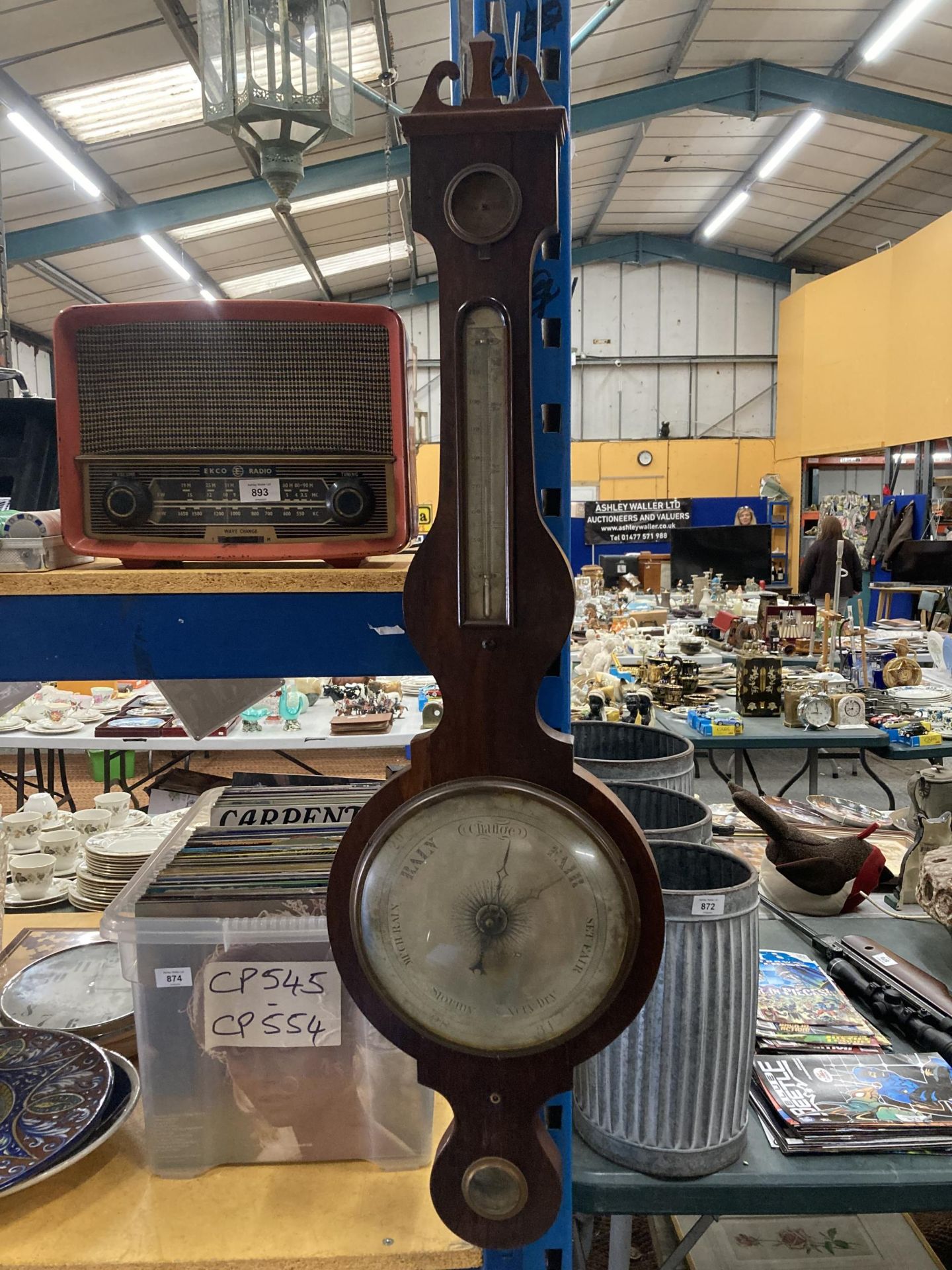 A LARGE VINTAGE MAHOGANY CASED BAROMETER WITH TEMPERATURE GAUGE, LENGTH 108CM