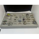 FORTY VARIOUS DRESS RINGS SOME SILVER IN A PRESENTATION TRAY