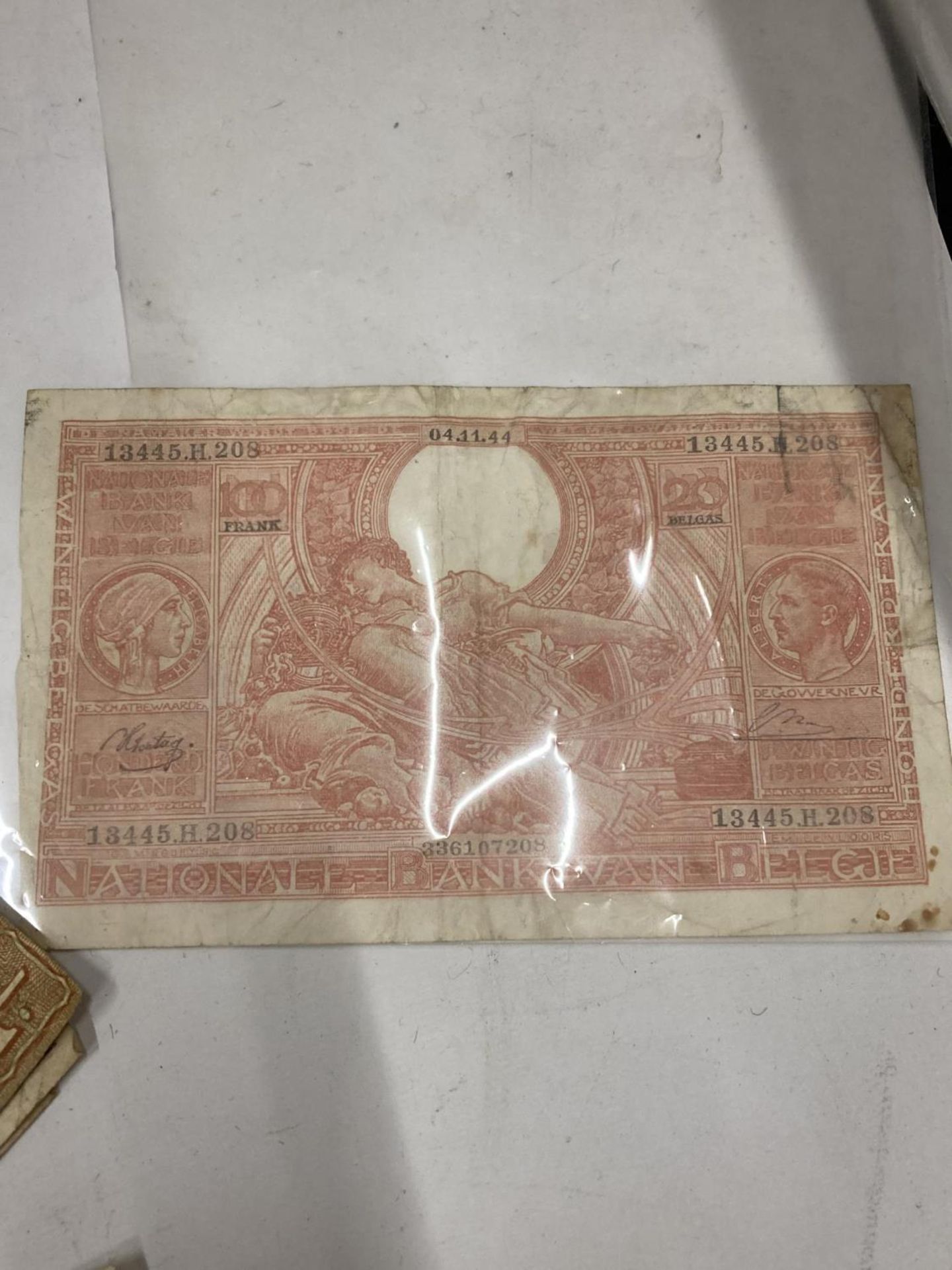 A LARGE QUANTITY OF BANK NOTES INCLUDING CONFEDERATE DOLLARS - Image 4 of 5