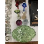 A GROUP OF ART GLASS ITEMS, WHITEFRIARS LOBE VASES ETC