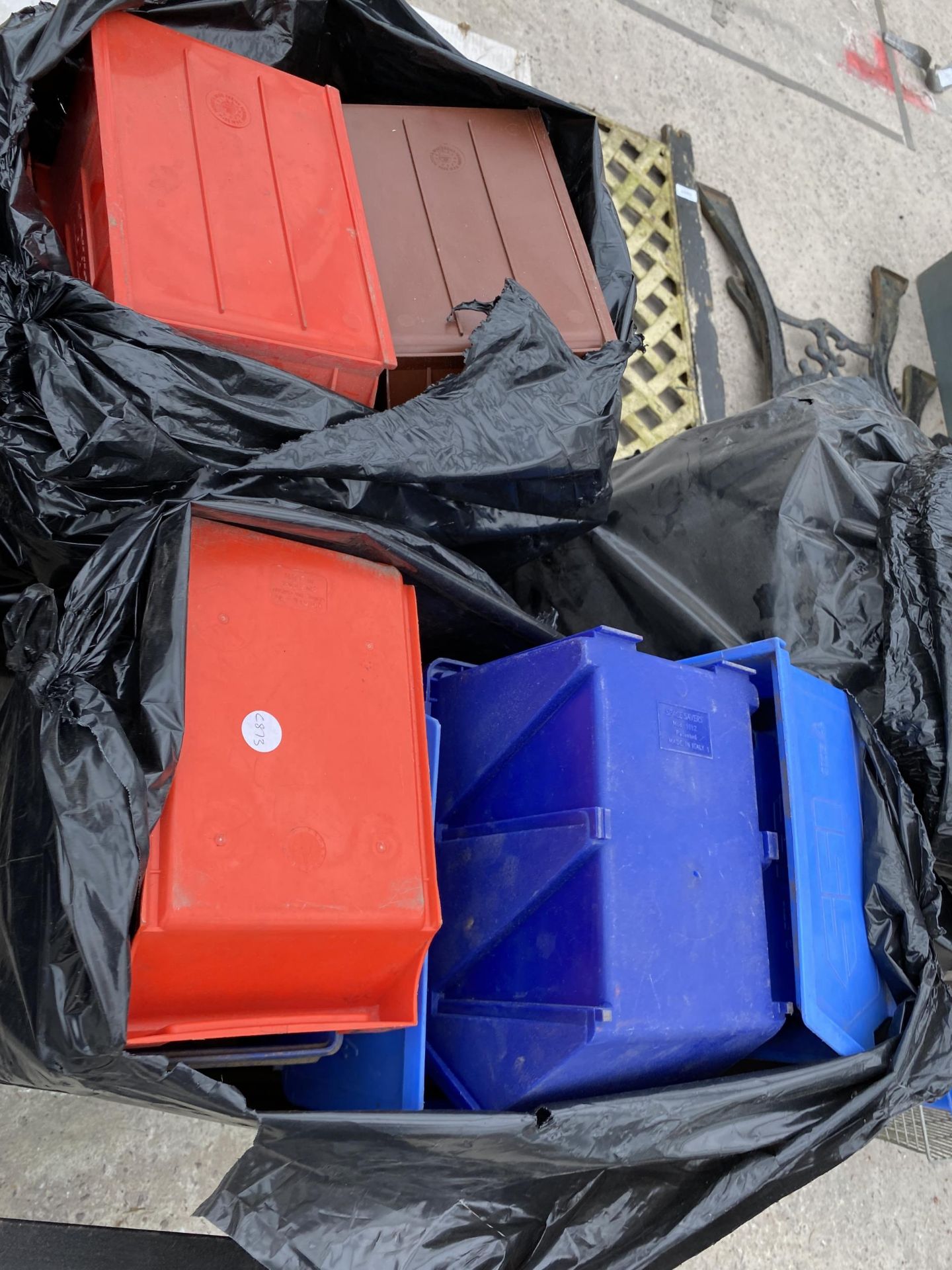 A LARGE ASSORTMENT OF PLASTIC LIN BINS - Image 2 of 2