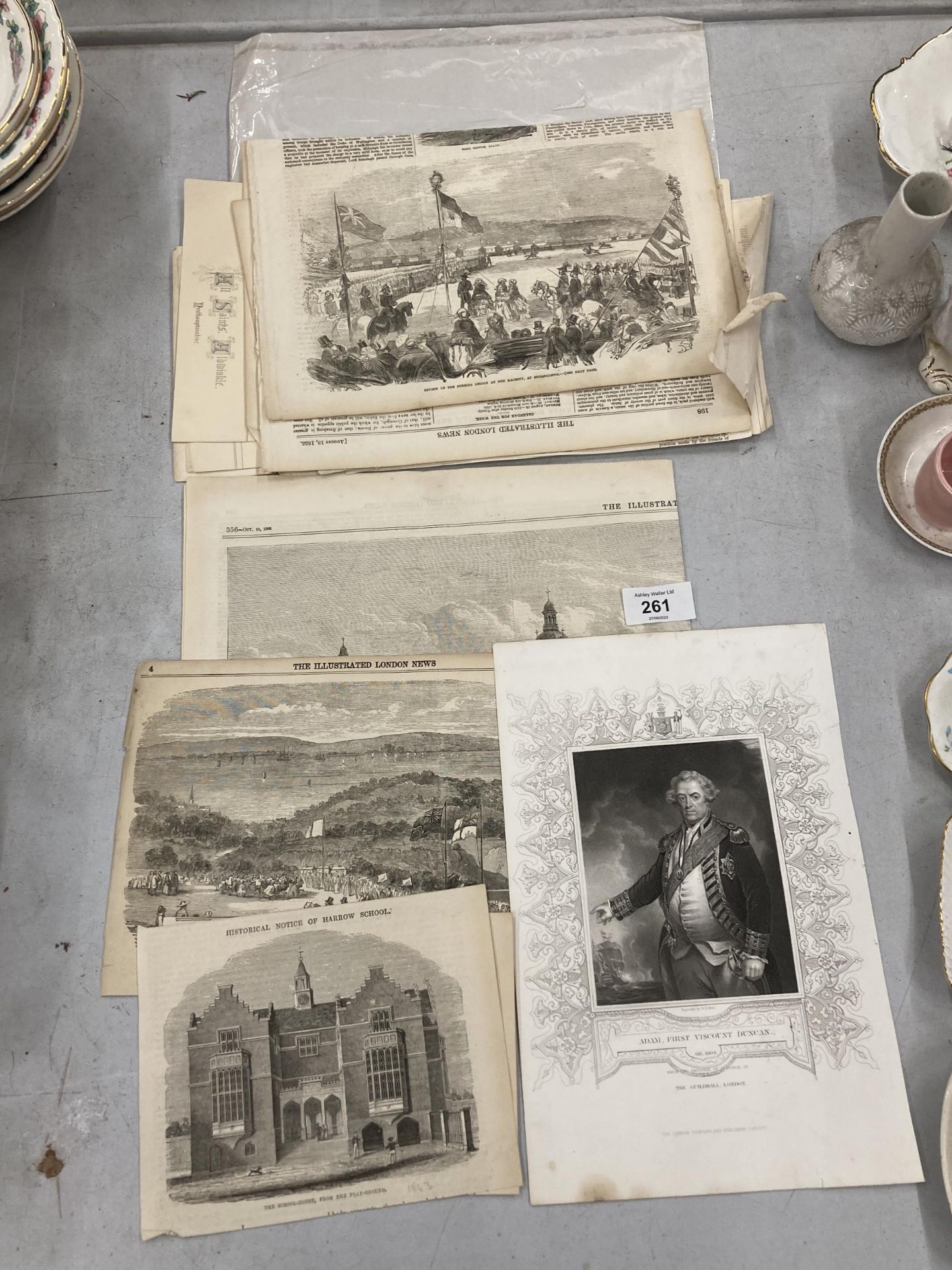 A COLLECTION OF VINTAGE LOOSE ENGRAVINGS