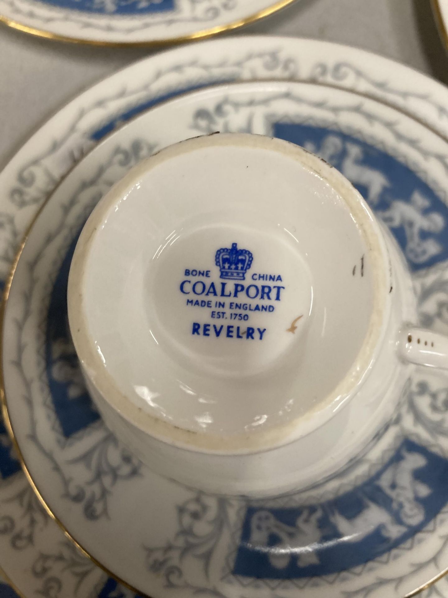 A COALPORT REVELRY PART DINNER SERVICE AND CROWN STAFFORDSHIRE PLATES - Image 7 of 7