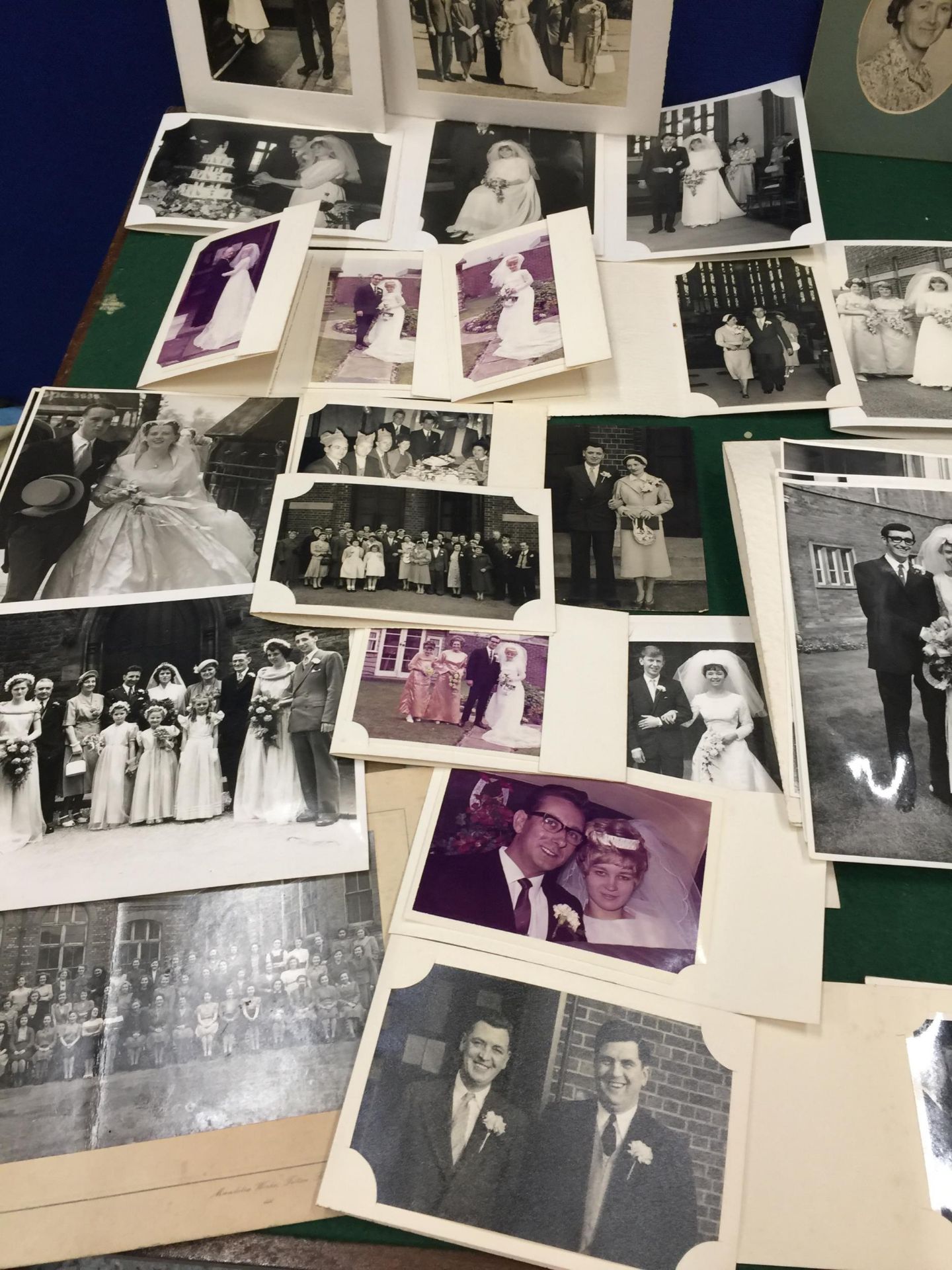 A QUANTITY OF VINTAGE WEDDING PHOTOGRAPHS, INVITATIONS ETC - Image 5 of 5