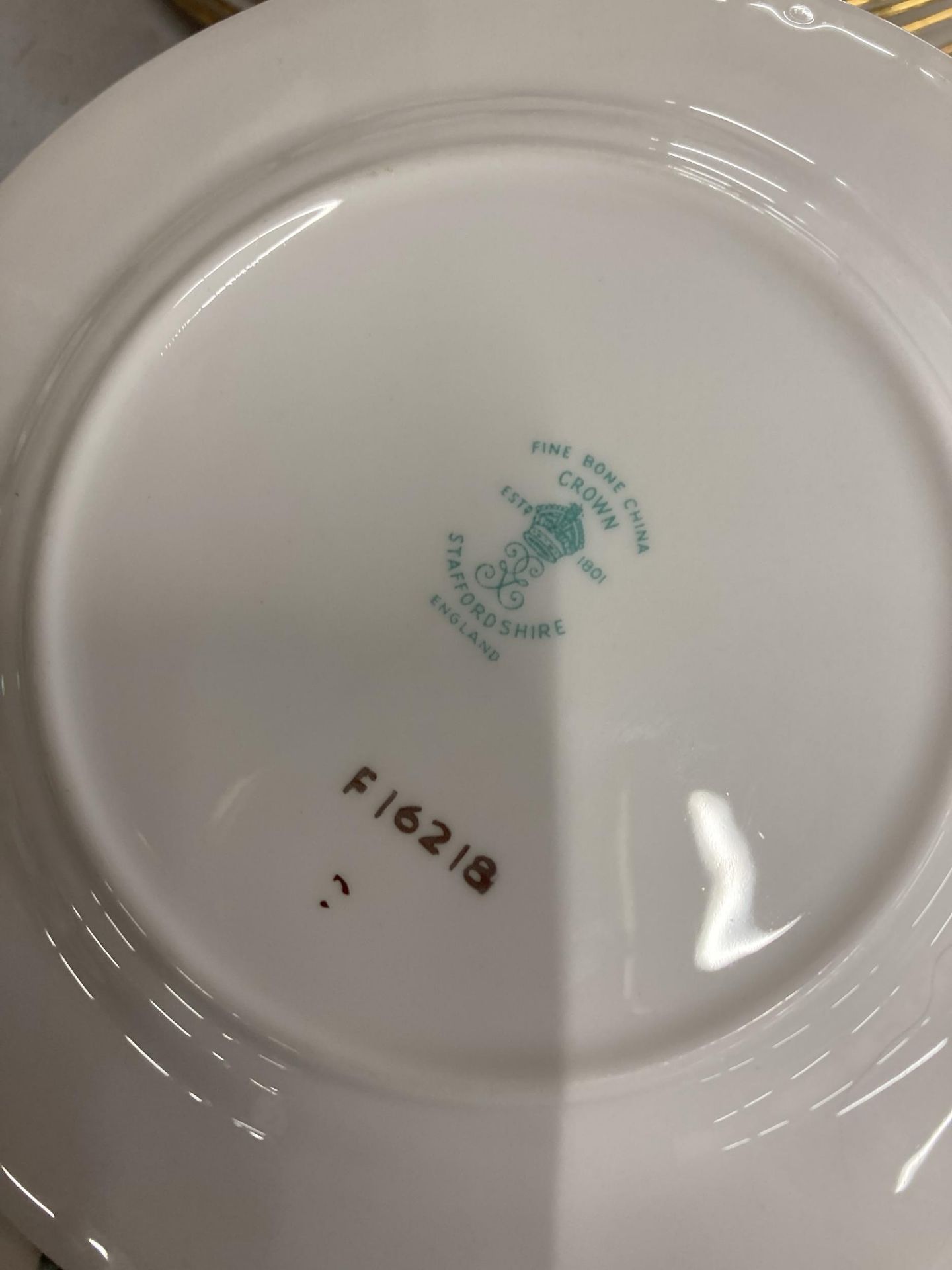 A COALPORT REVELRY PART DINNER SERVICE AND CROWN STAFFORDSHIRE PLATES - Image 6 of 7