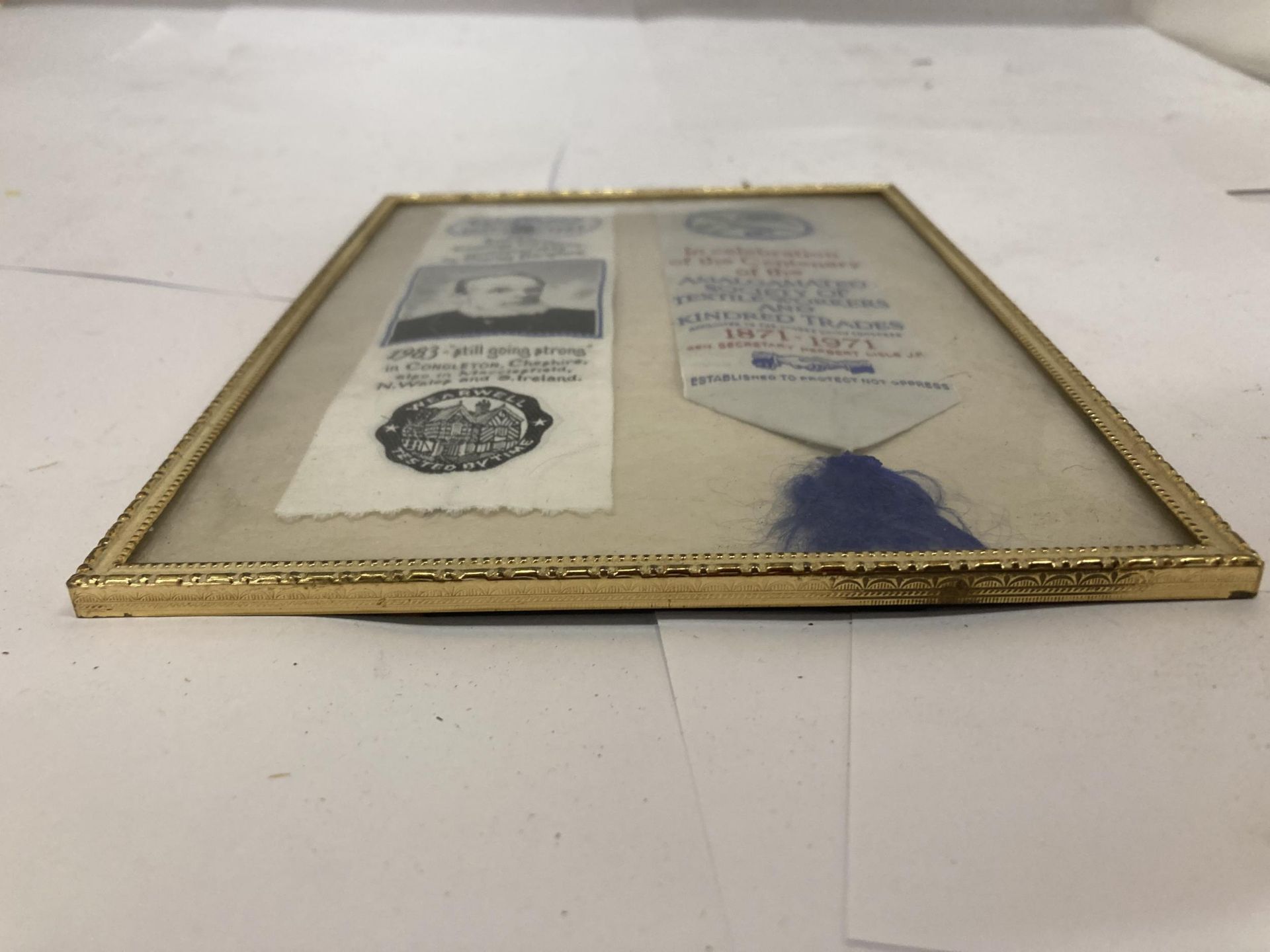 A FRAMED SILK RIBBONS AMALGAMATED SOCIETY OF TEXTILE WORKERS AND BERISFORDS EMBROIDERY RIBBON AWARD - Image 2 of 3