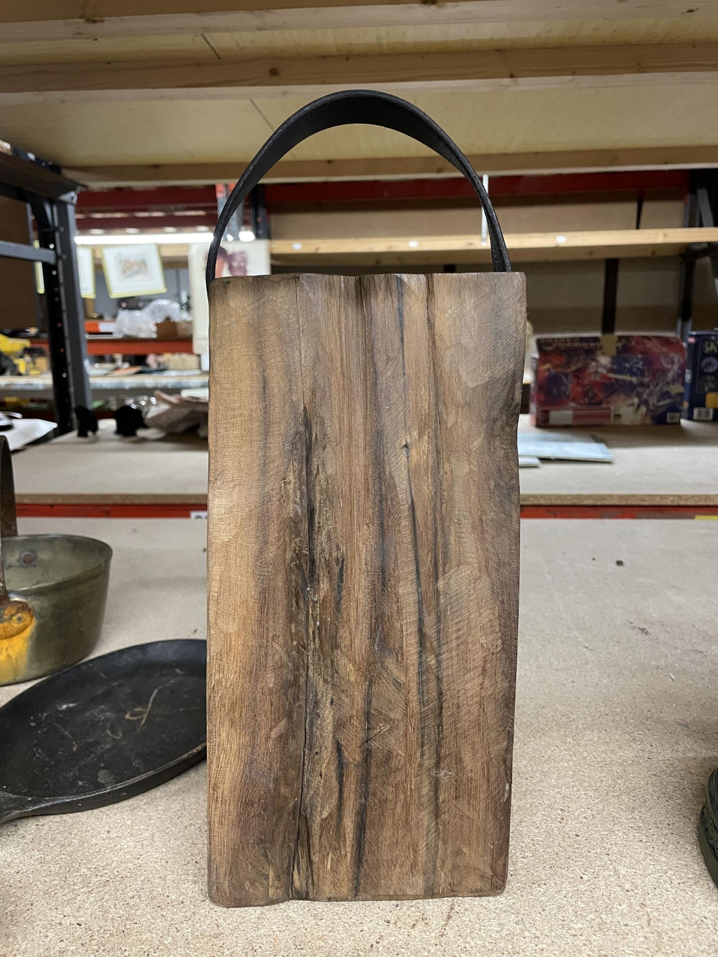 A SOLID HEAVY OAK DOORSTOP, HEIGHT 30CM