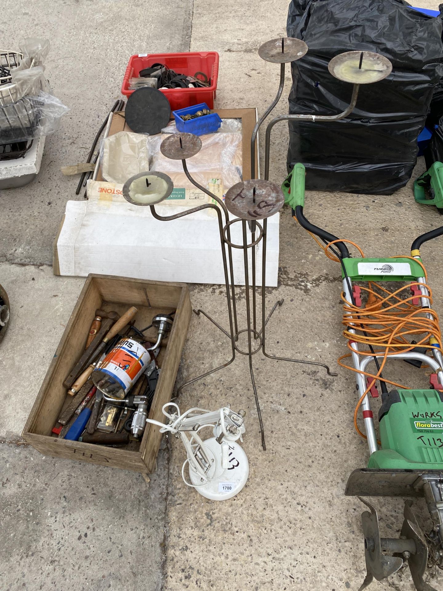 AN ASSORTMENT OF ITEMS TO INCLUDE AN ANGLE POISE LAMP, A FIVE BRANCH CANDLESTICK AND VINTAGE TOOLS