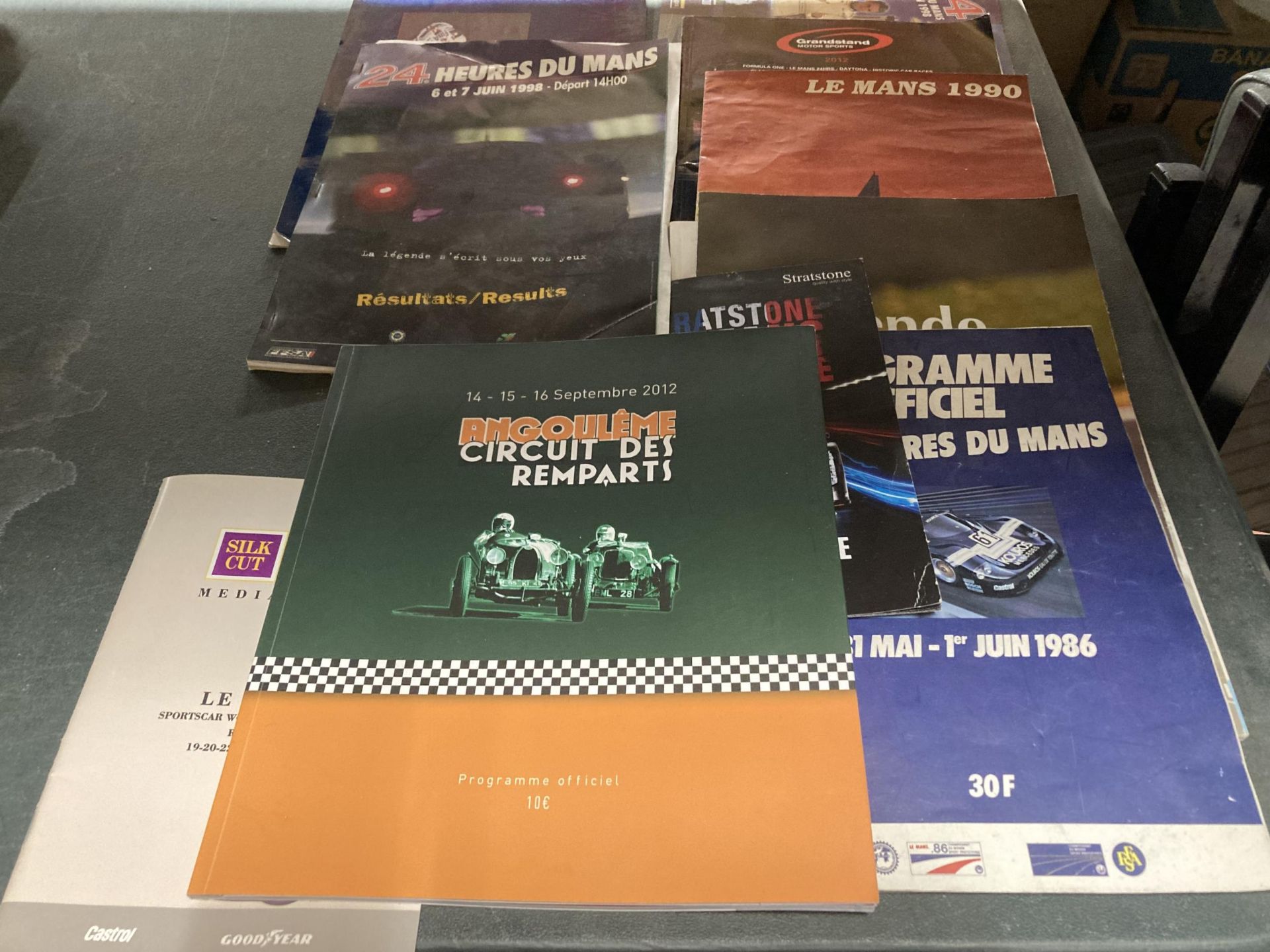 A COLLECTION OF LE MANS AND FURTHER RACING PROGRAMMES ETC