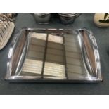 A RETRO CHROME EFFECT MIRRORED DRINKS TRAY