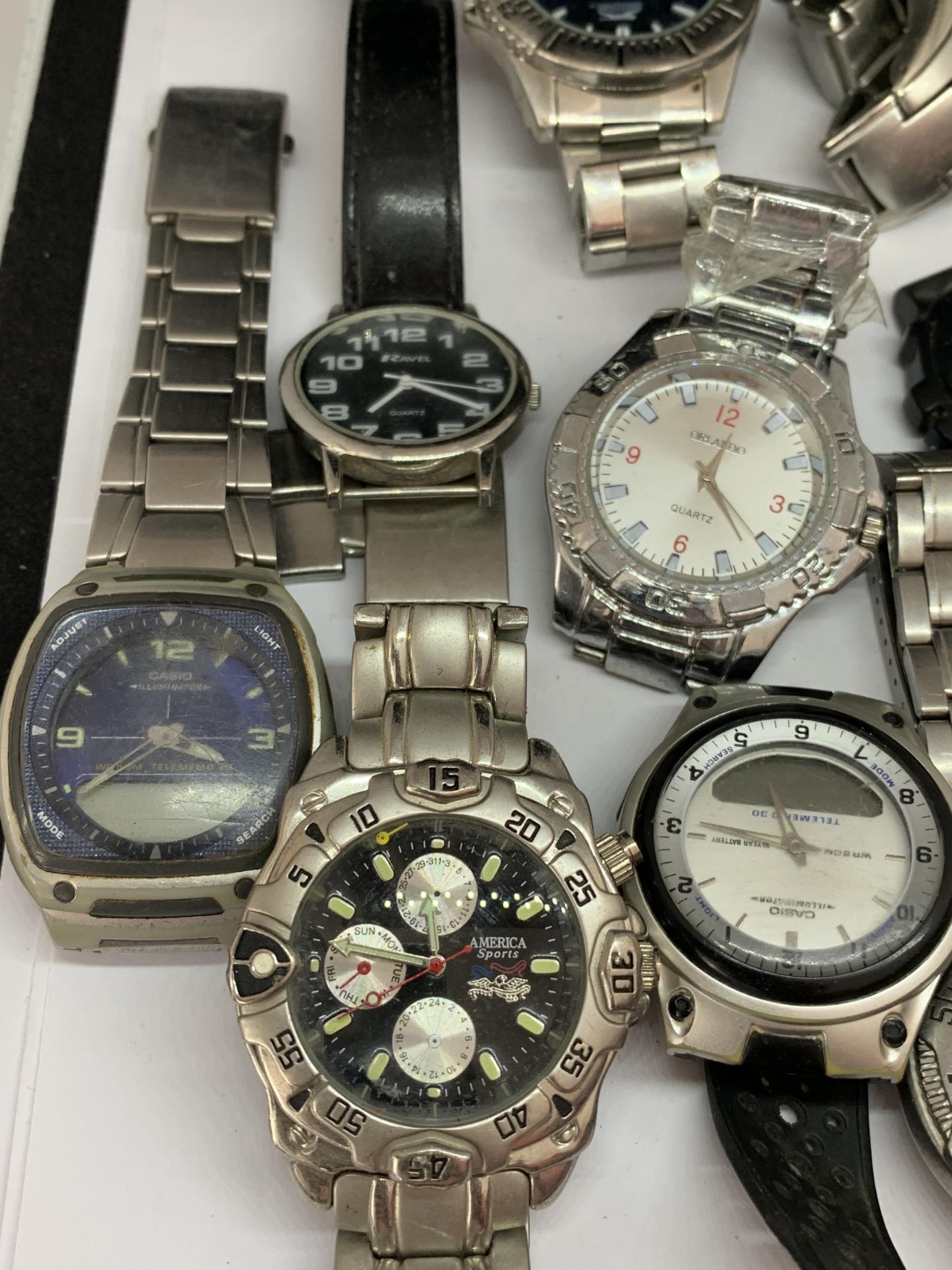 A LARGE QUANTITY OF WRIST WATCHES - Image 2 of 4