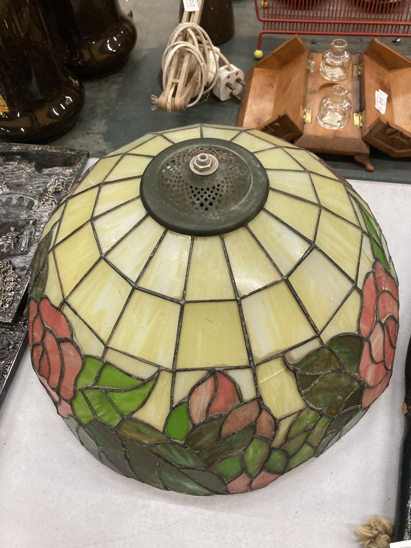 A TIFFANY STYLE LEADED GLASS LAMP SHADE, 42CM - A/F TO BASE