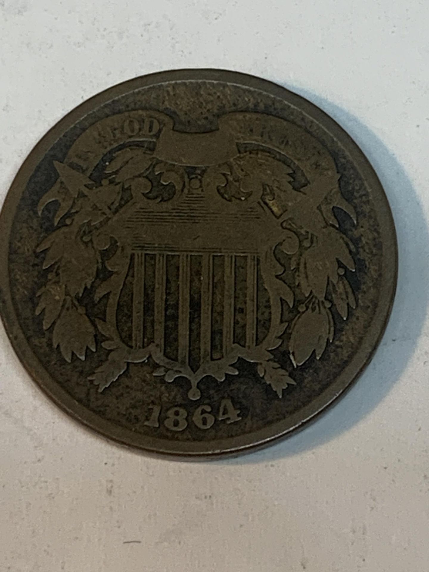 AN 1864 U.S.A TWO CENT COIN, BELIEVED G - Bild 2 aus 3