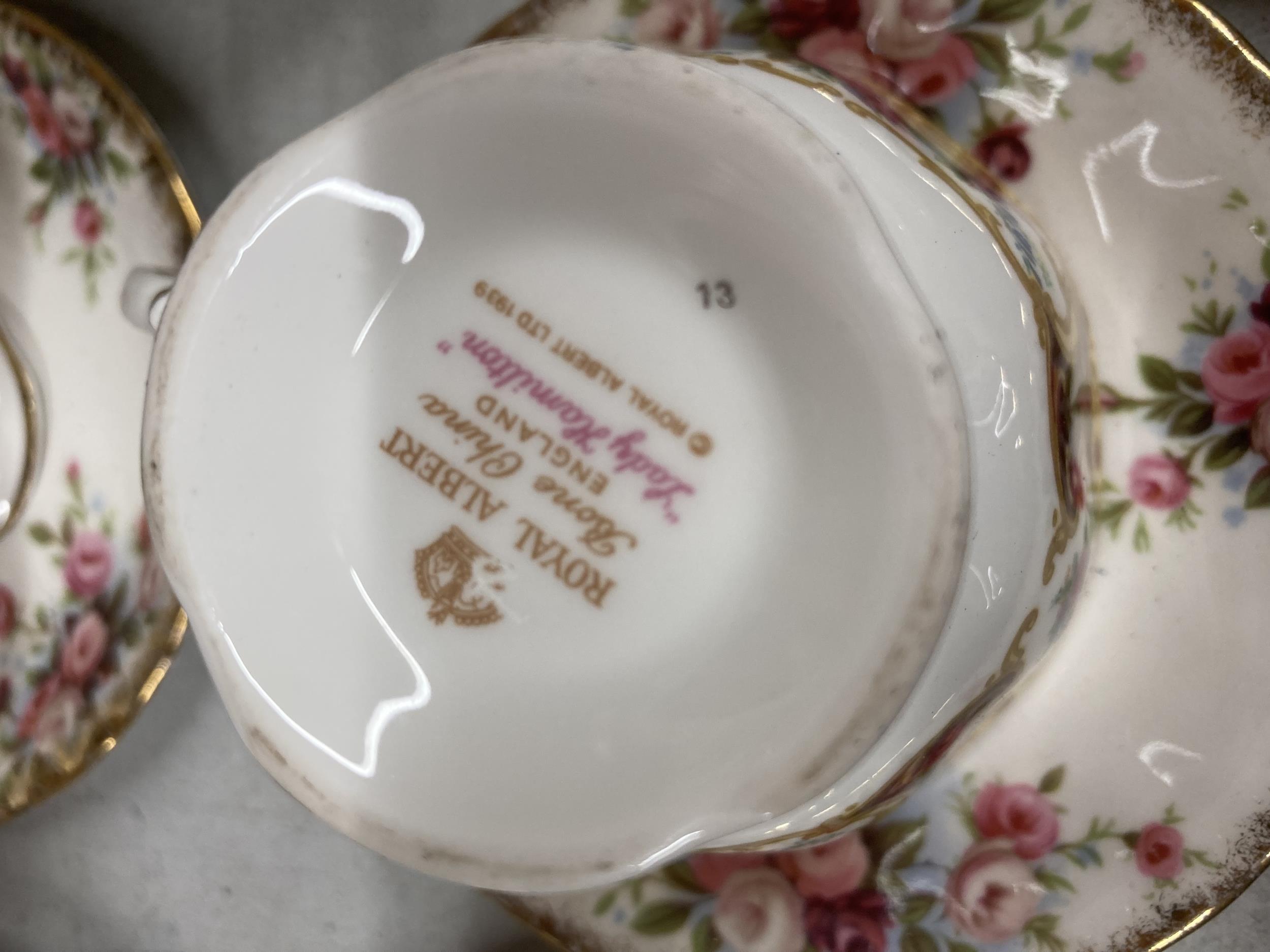 A COLLECTION OF ROYAL ALBERT TEA WARE ITEMS, OLD COUNTRY ROSES ETC - Image 3 of 8