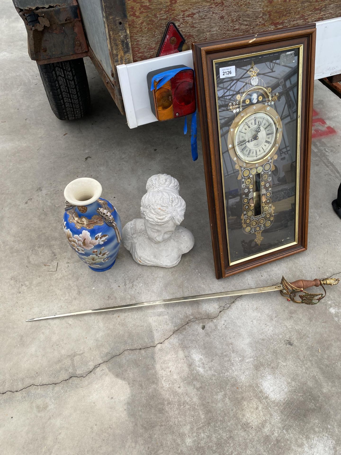 AN ASSORTMENT OF ITEMS TO INCLUDE A SATSUMA VASE, A FEMALE BUST AND A CLOCK ETC