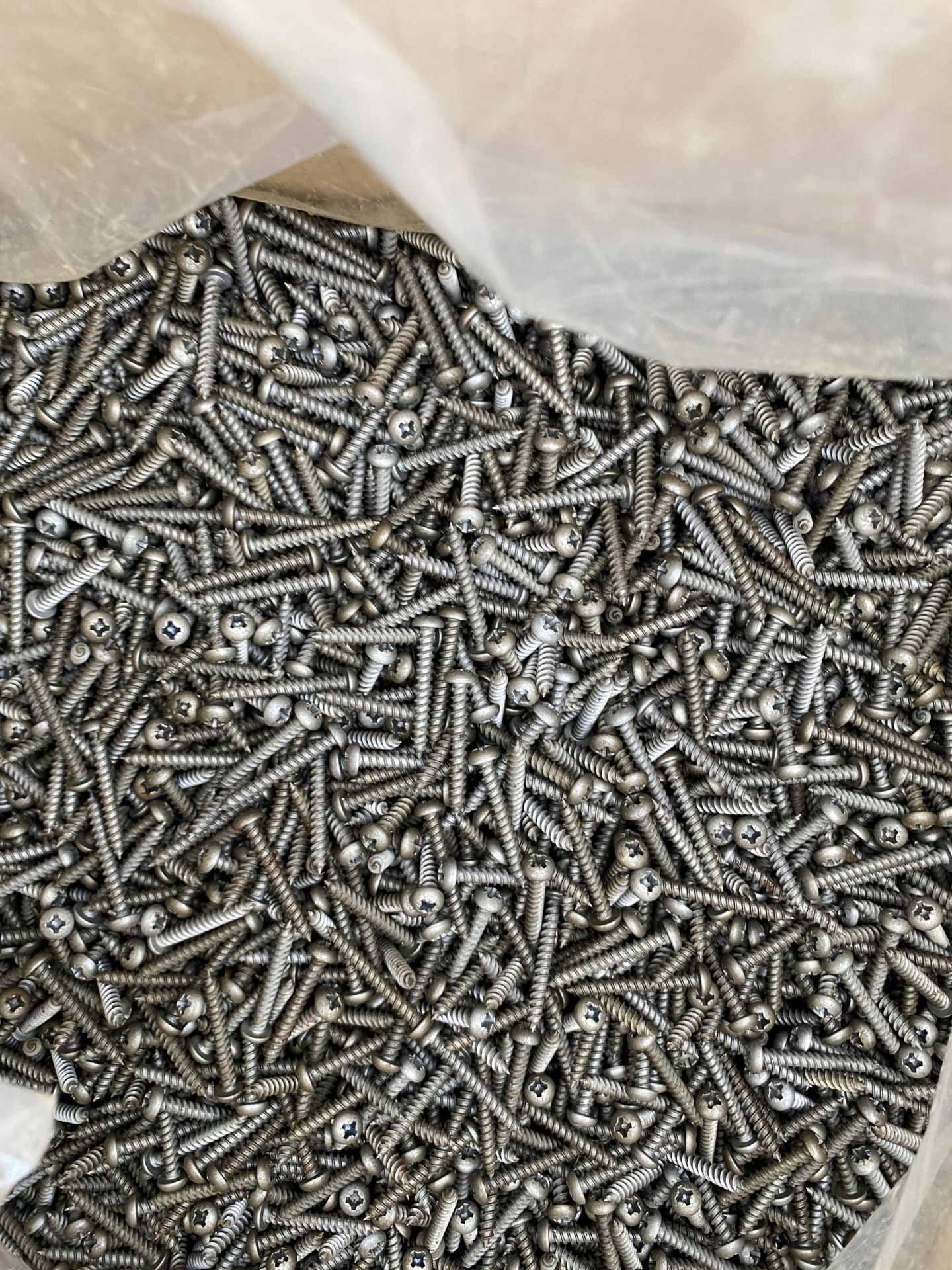 A LARGE QUANTITY OF SELF TAPPING SCREWS - Image 2 of 3