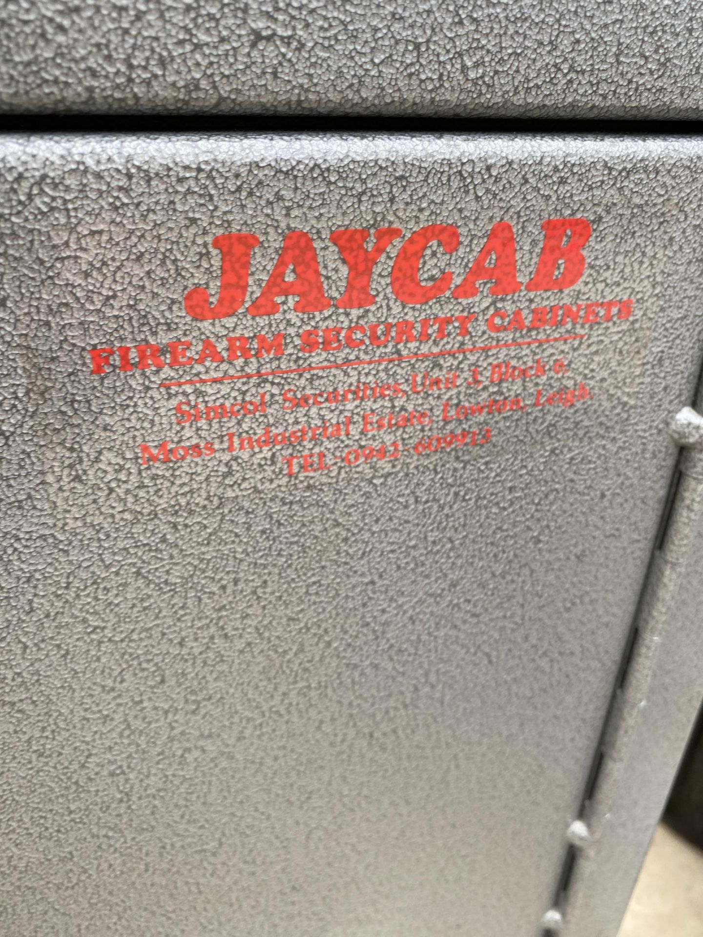 A METAL JAYCAB LOCKING BOX (NO KEY) - Image 2 of 2