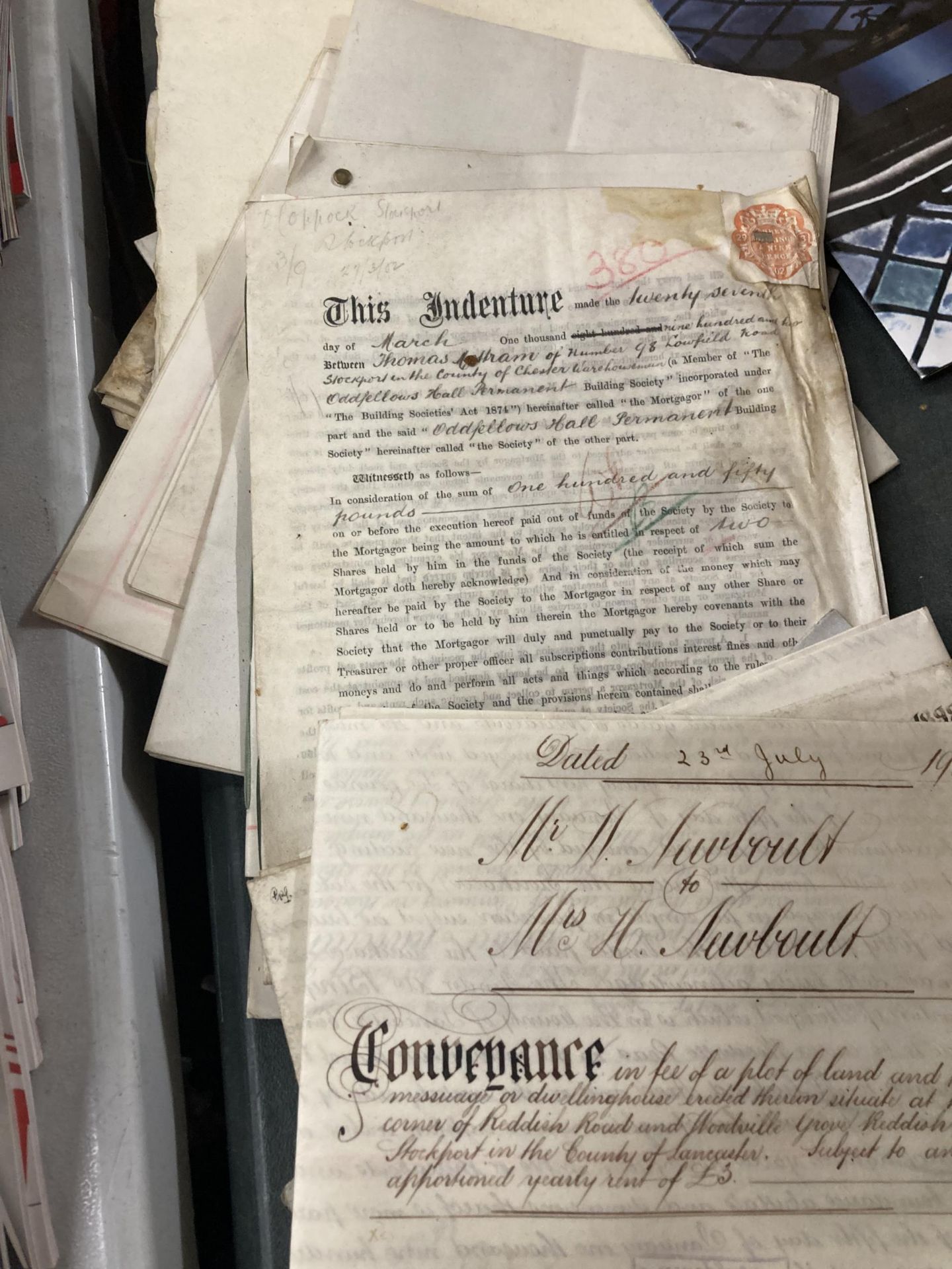 A COLLECTION OF LATE 19TH / EARLY 20TH CENTURY INDENTURES - Bild 3 aus 3