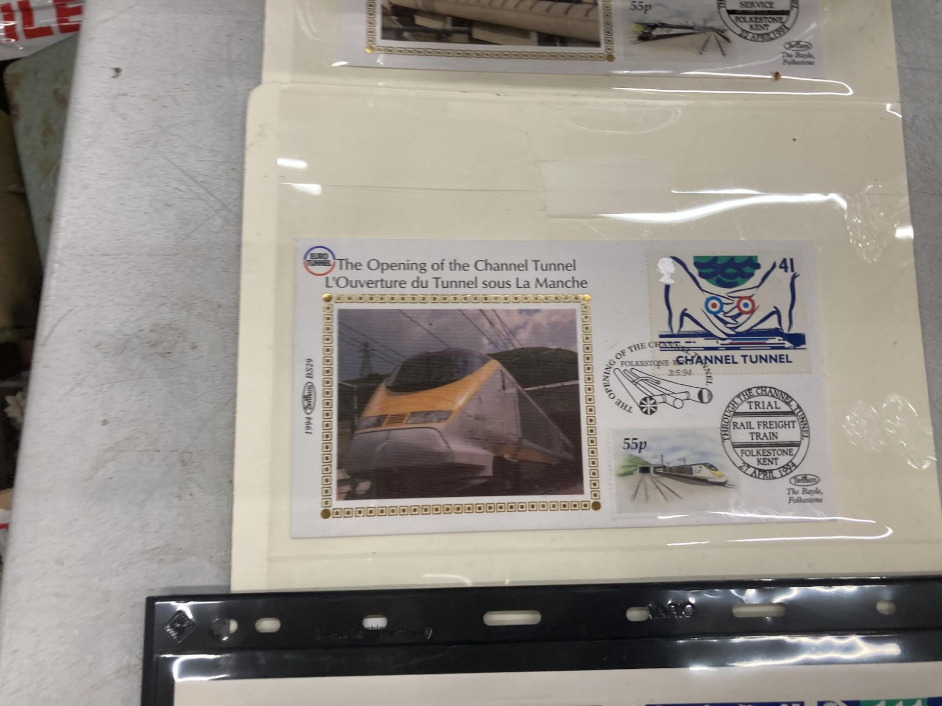 A CHANNEL TUNNEL / LE SHUTTLE LOT - NOVELTY SADLER TEAPOT AND STAMPS - Image 3 of 4