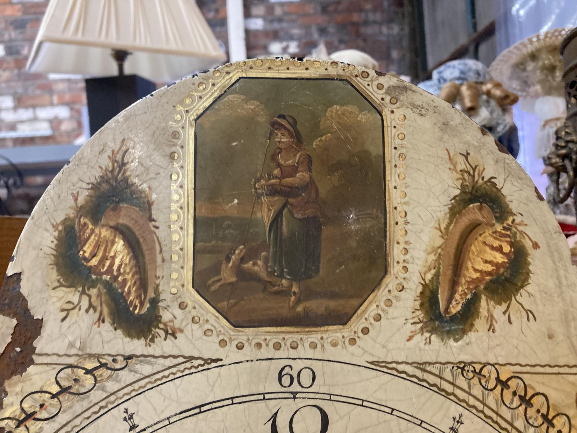 A VINTAGE ENAMELLED GRANFATHER CLOCK FACE - Bild 3 aus 4