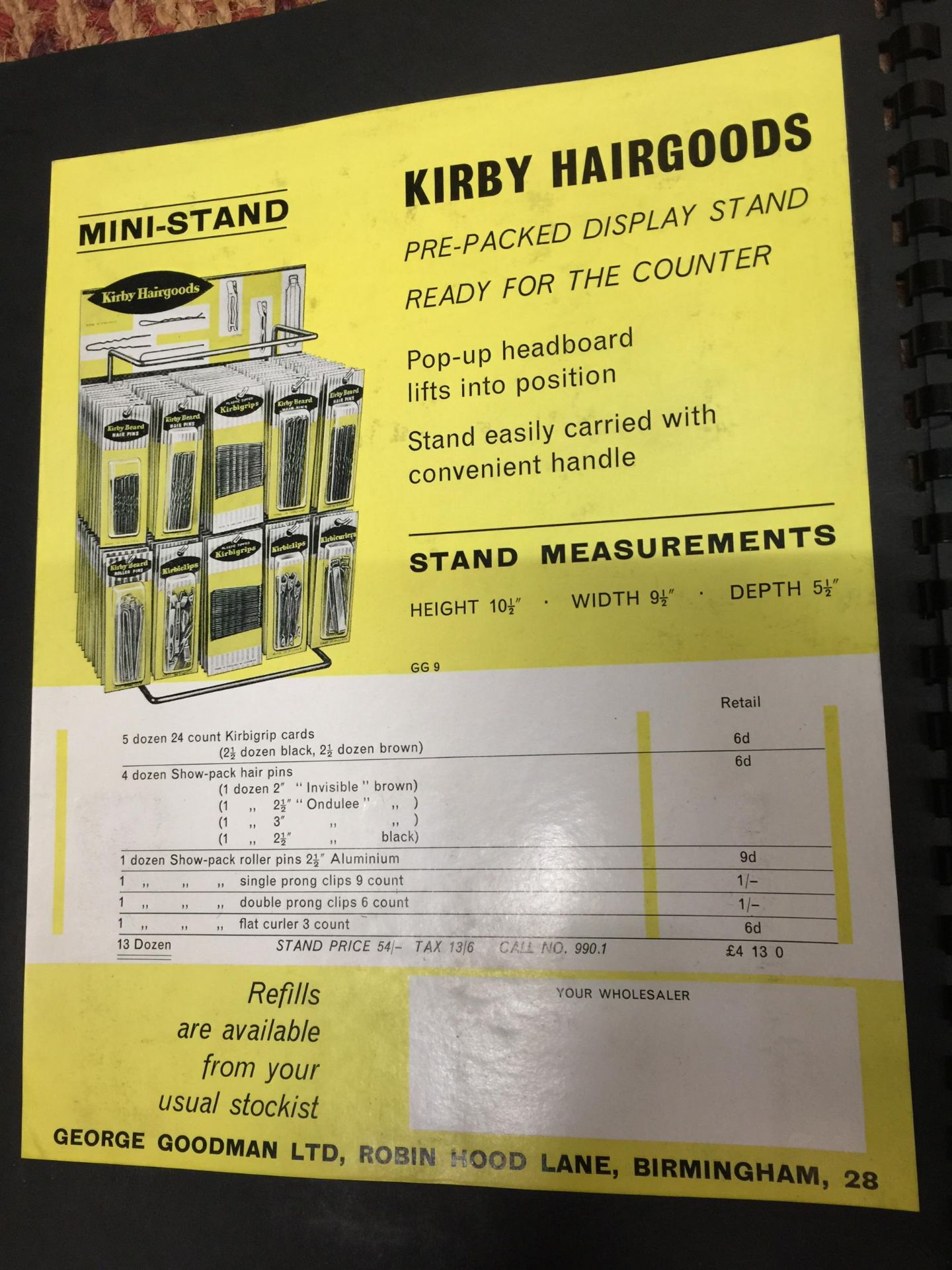 TWO 1960'S TRAVELLING SALESMAN'S KIRKBY GRIP SAMPLES, IN GOOD CONDITION - Bild 2 aus 6