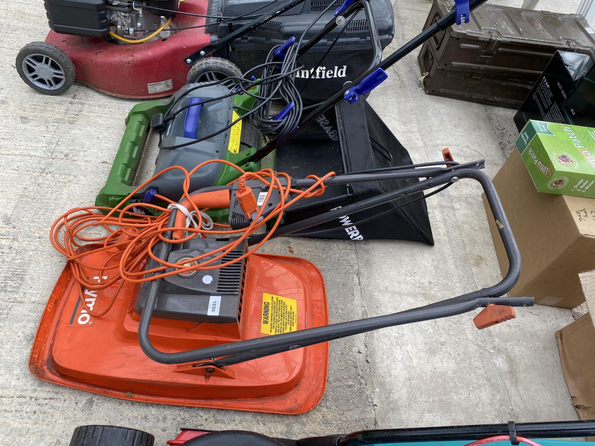 TWO ELECTRIC LAWN MOWERS, A FLYMO AND A POWERBASE - Image 2 of 3