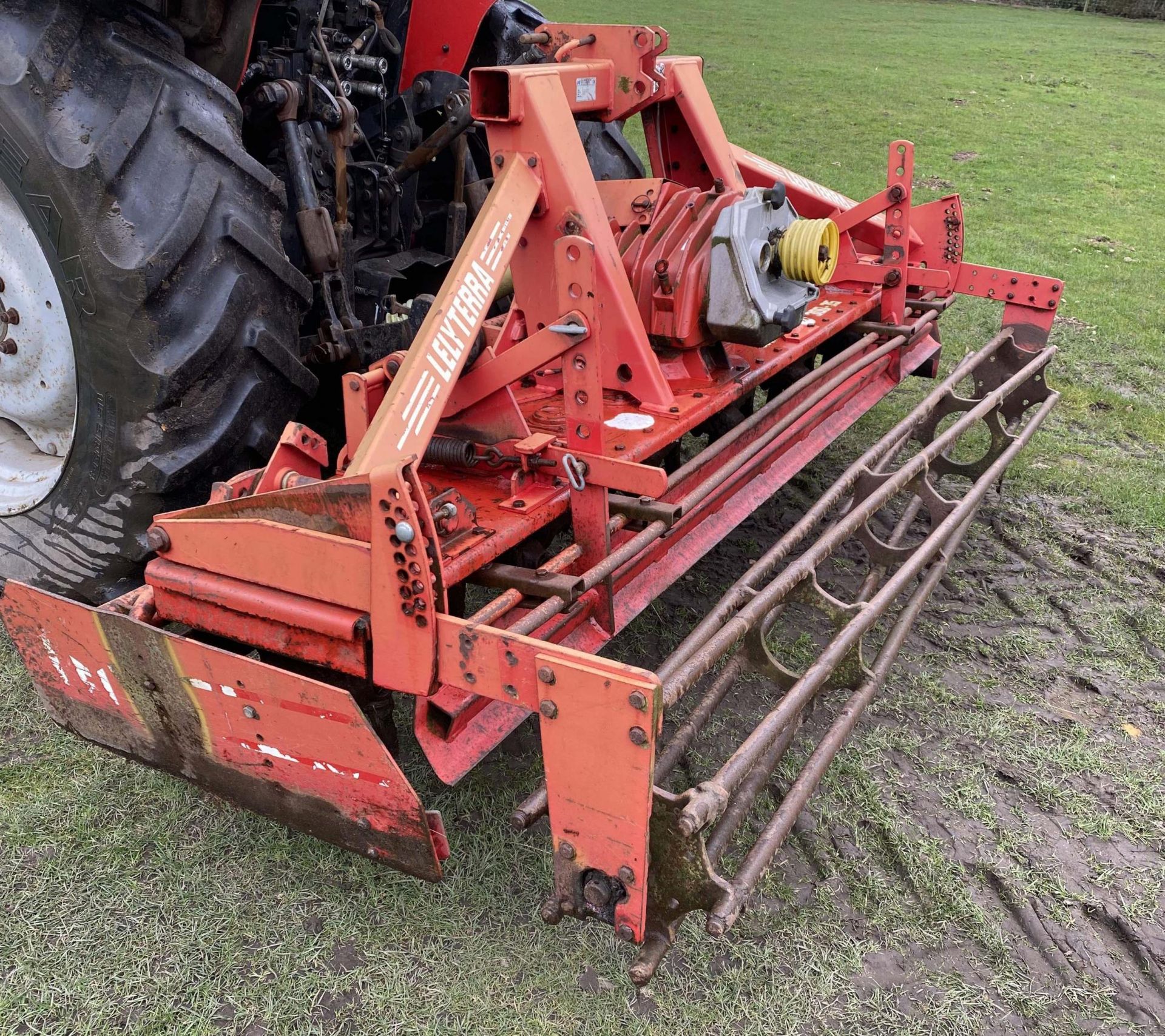 LELY 3M 300-35 POWER HARROW WITH CRUMBLER & MANUAL + VAT - Image 3 of 4