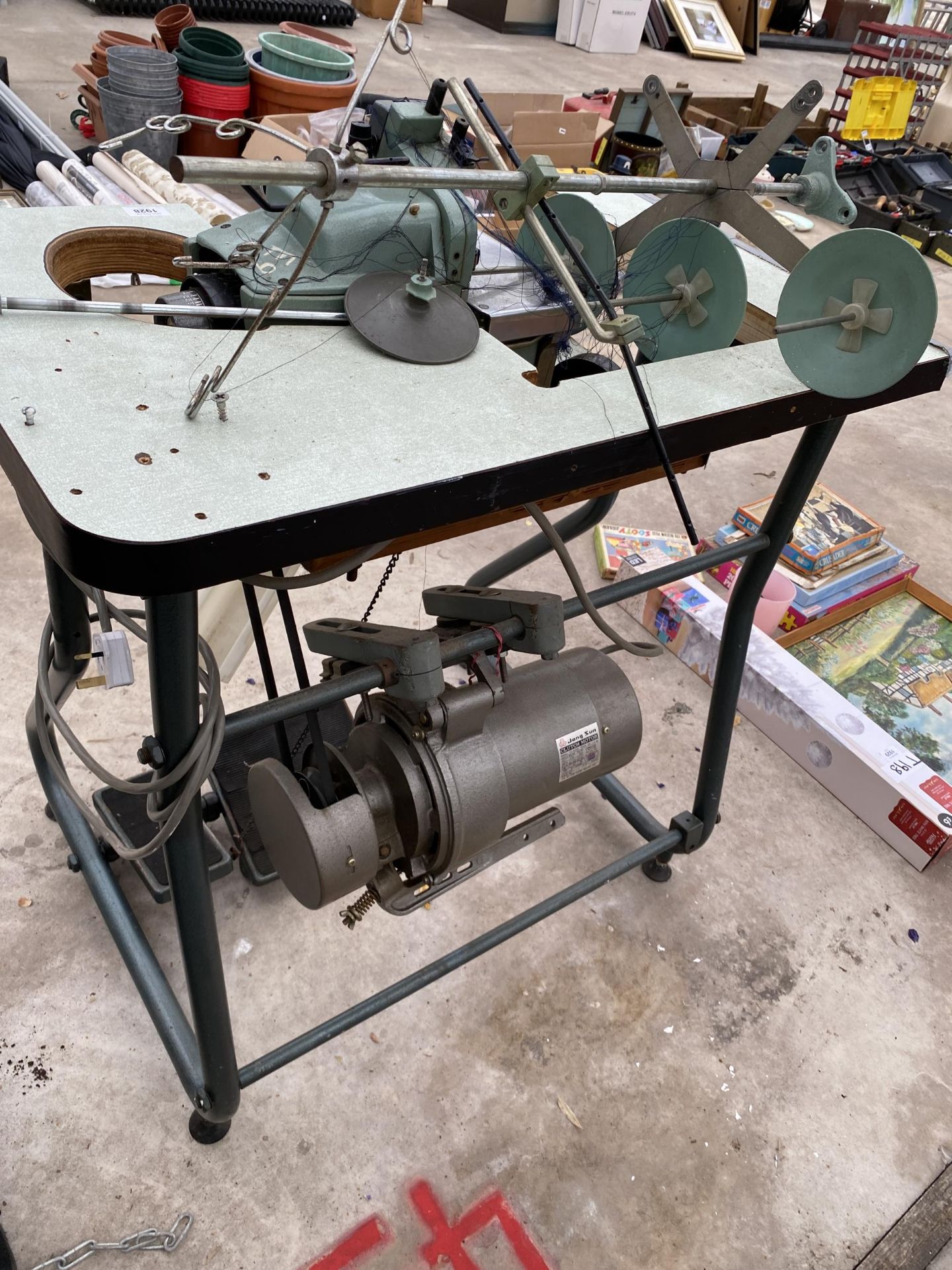 A WILLCOX AND GIBBS INDUSTRIAL SEWING MACHINE WITH TREADLE BASE - Image 6 of 6