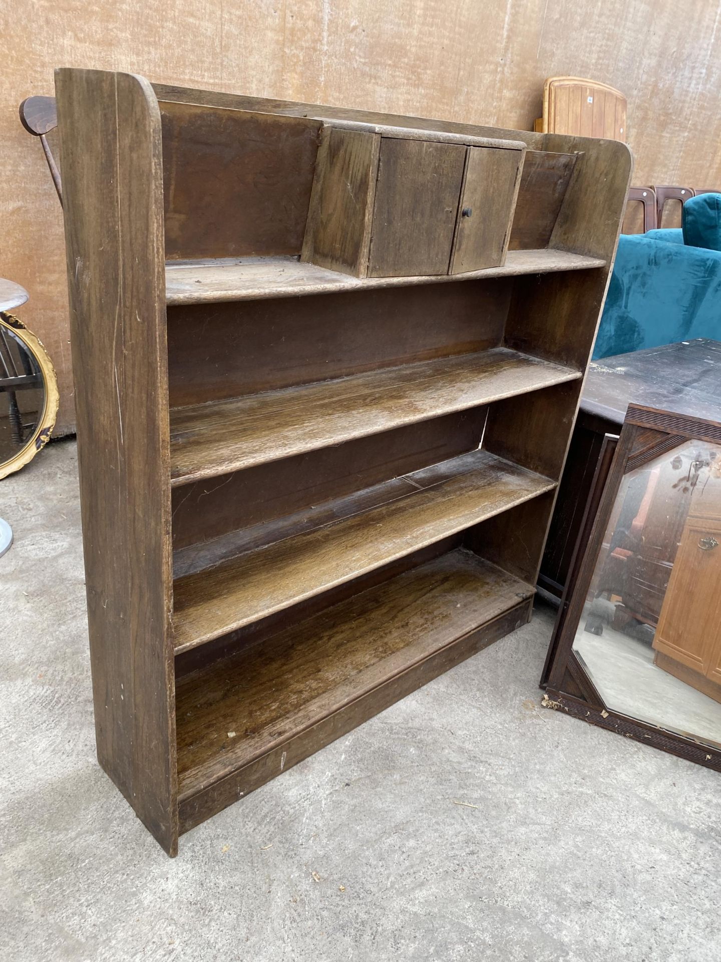 MID 20TH CENTURY OAK OPEN DISPLAY SHELVES ENCLOSING TWO DOORS, COMPLETE WITH TWO MIRRORS - Image 2 of 2