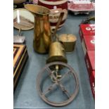 FOUR VINTAGE ITEMS OF BRASS TO INCLUDE A CLOCKWORK MEAT JACK WITH KEY AND CIRCULAR IRON RACK (