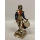 A LIMITED EDITION 9/200 FRENCH MODEL OF A DRUMMER BOY ON MARBLE BASE