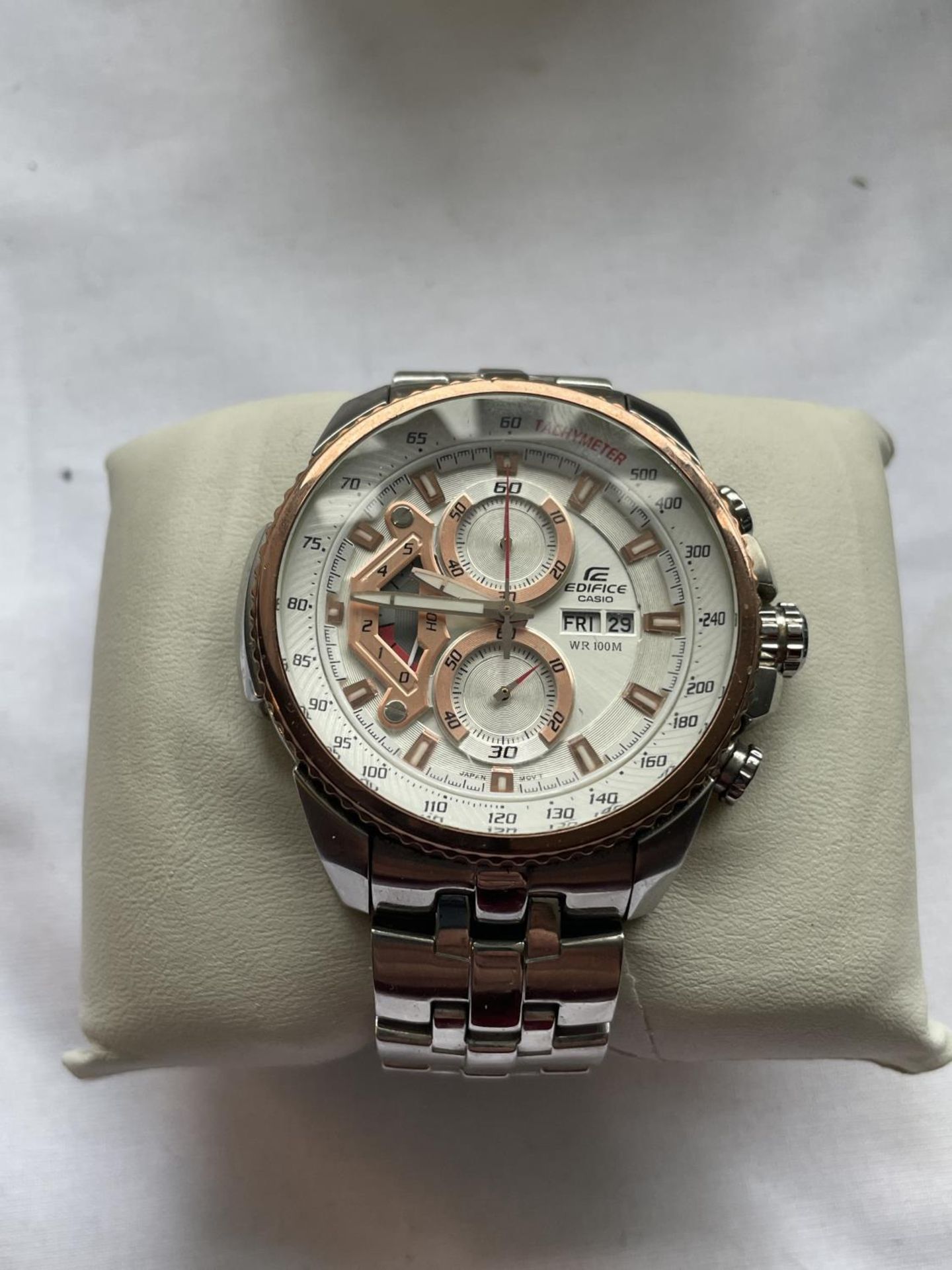 AN AS NEW AND BOXED CASIO EDIFICE WRIST WATCH SEEN WORKING BUT NO WARRANTY - Image 2 of 4