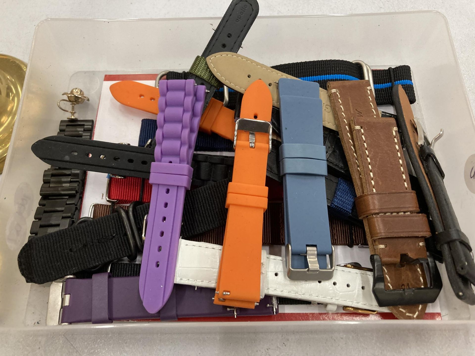 A QUANTITY OF WATCH STRAPS - Image 2 of 2