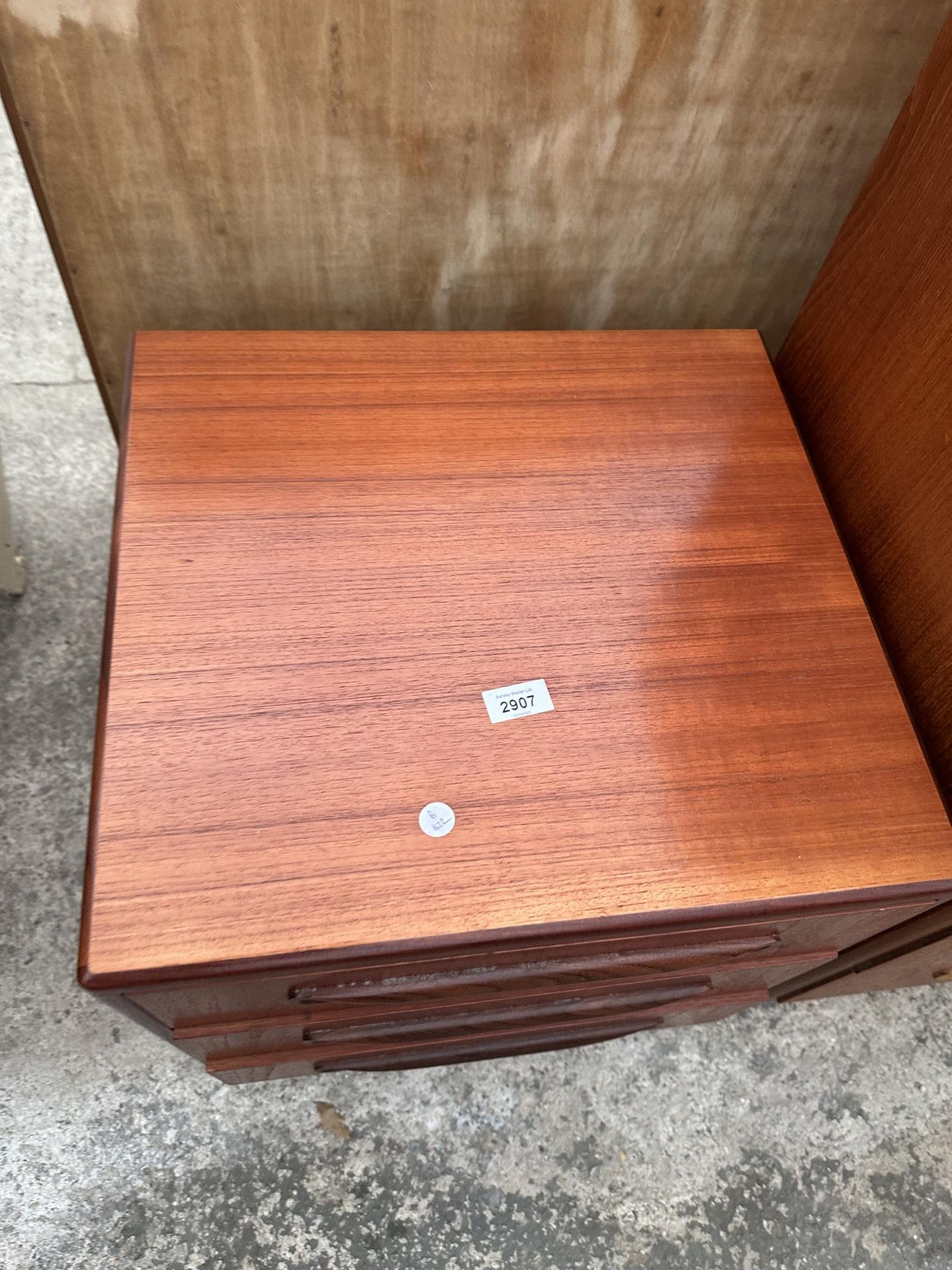 A RETRO TEAK G-PLAN BEDSIDE CHEST OF THREE DRAWERS, 19" WIDE - Image 2 of 4