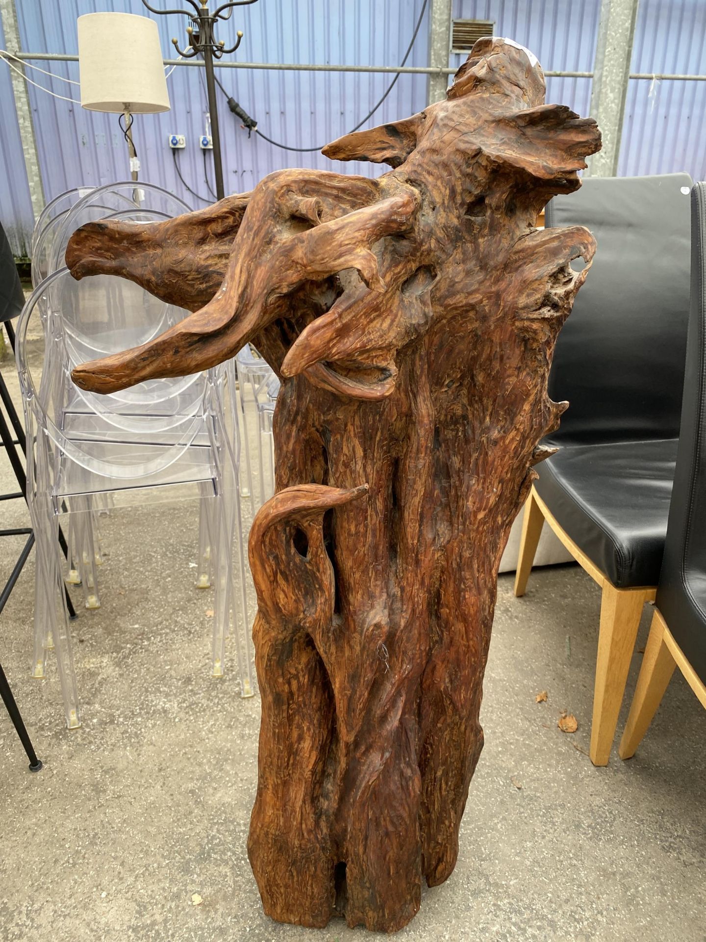 A LARGE IRISH BOGWOOD ART SCULPTURE, 46" HIGH AND 27" ACROSS MAX - BELIEVED TO BE 5000 - 10000 YEARS
