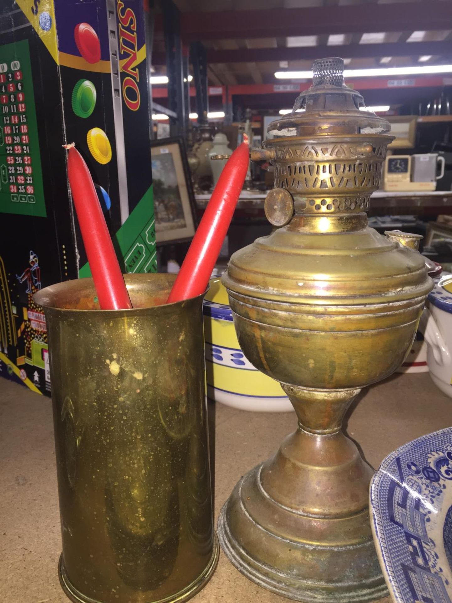 A LARGE QUANTITY OF ITEMS TO INCLUDE BRASS OIL LAMP, WALL PLAQUES AND A LARGE TRENCH ART SHELL, - Image 2 of 3