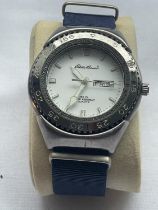 AN EDDIE BAUER WRIST WATCH SEEN WORKING BUT NO WARRANTY