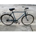 A VINTAGE GENTS RALEIGH BIKE