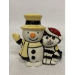 A LORNA BAILEY HAND PAINTED AND SIGNED SNOWMAN CAT