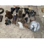 AN ASSORTMENT OF ITEMS TO INCLUDE HUB CAPS, BOTTLE JACKS AND FOOT PUMPS ETC