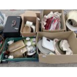 AN ASSORTMENT OF HOUSEHOLD CLEARANCE ITEMS