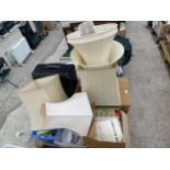 AN ASSORTMENT OF HOUSEHOLD CLEARANCE ITEMS