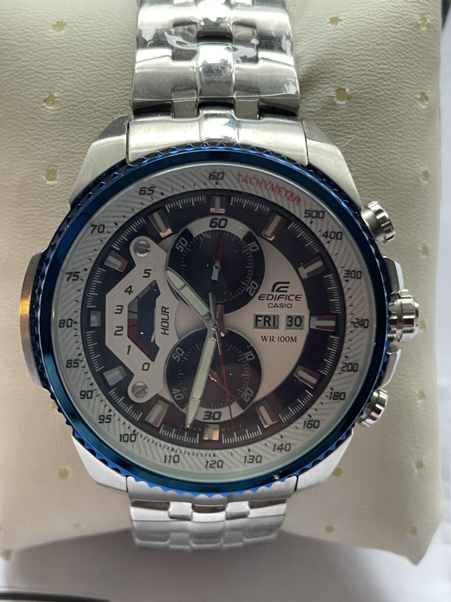 AN AS NEW AND BOXED CASIO EDIFICE WRIST WATCH SEEN WORKING BUT NO WARRANTY - Image 2 of 3