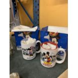 A MICKEY MOUSE AND MINNIE MOUSE MUG FROM WALT DISNEY WORLD, BOXED