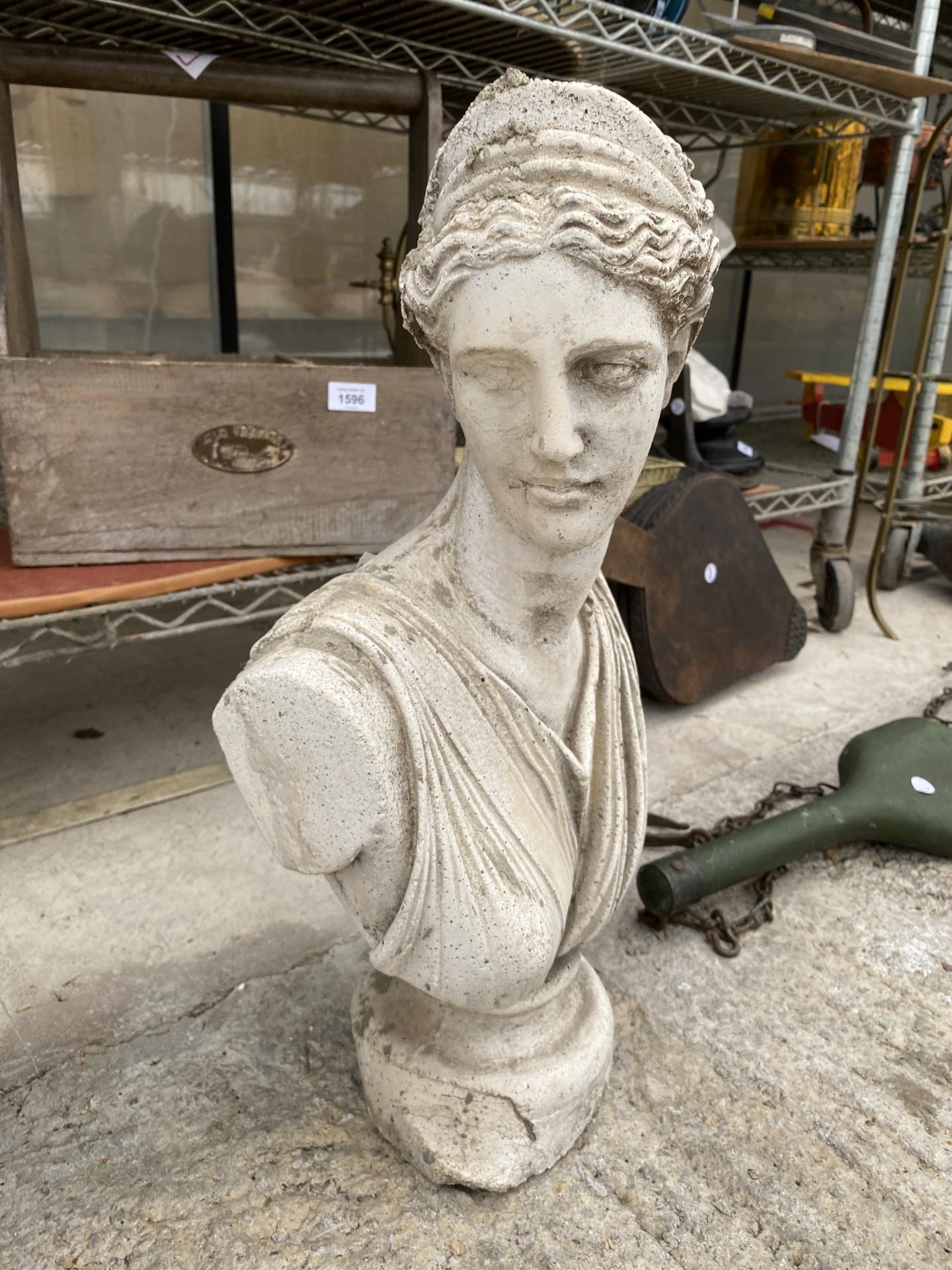 A RECONSTITUTED STONE BUST OF A FEMALE - Bild 2 aus 3