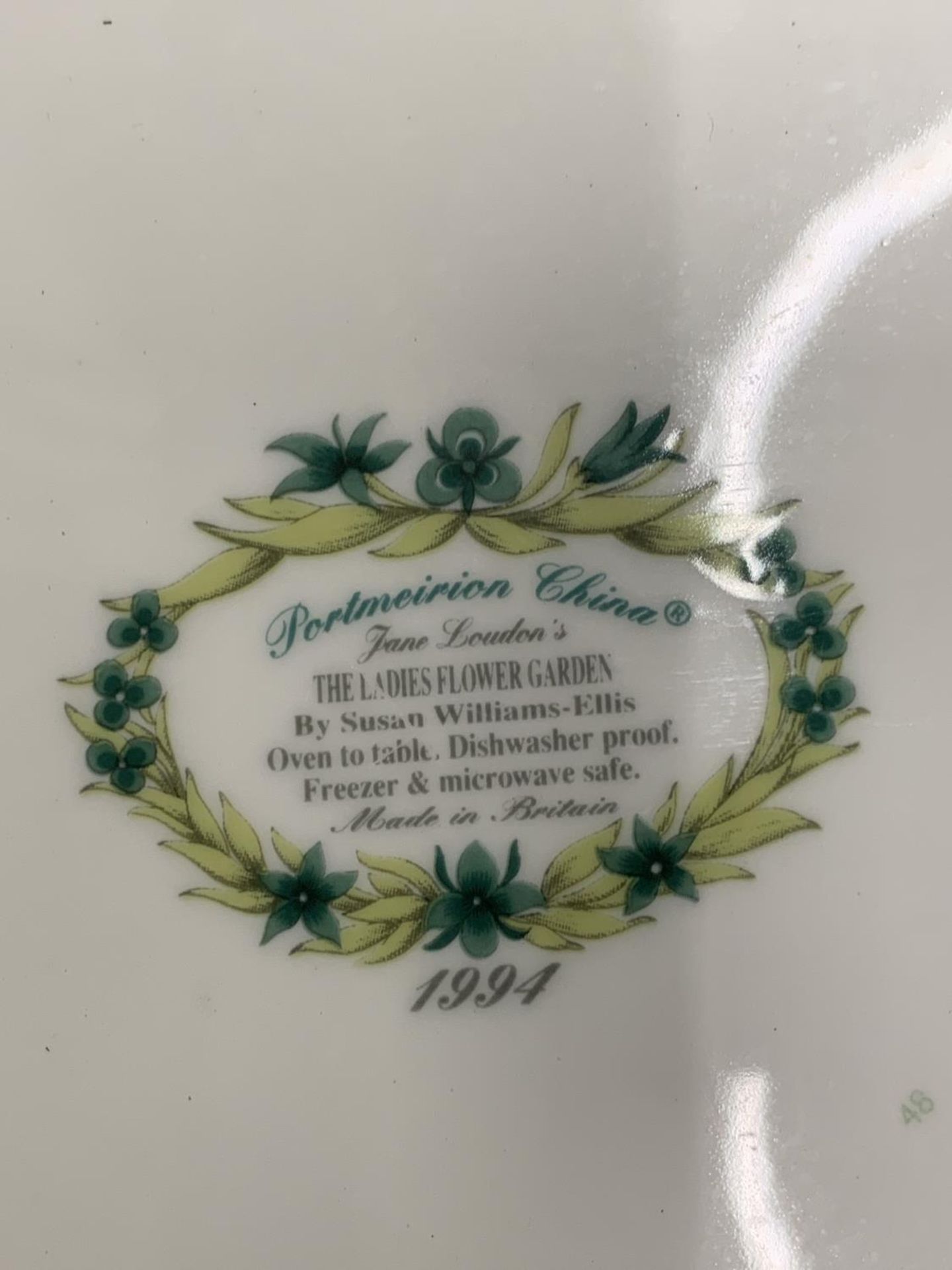 A QUANTITY OF PORTMEIRION TO INCLUDE A LARGE BOWL, SPOON REST AND SMALLER BOWL PLUS ROYAL - Bild 3 aus 3