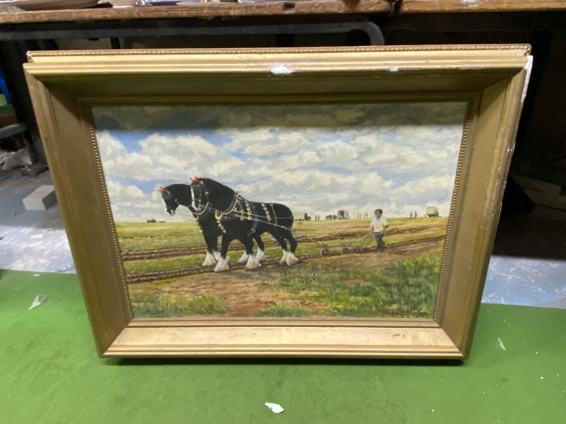 A GILT FRAMED WILLIAM SPRY SIGNED OIL PAINTING OF HORSES PLOUGHING A FIELD