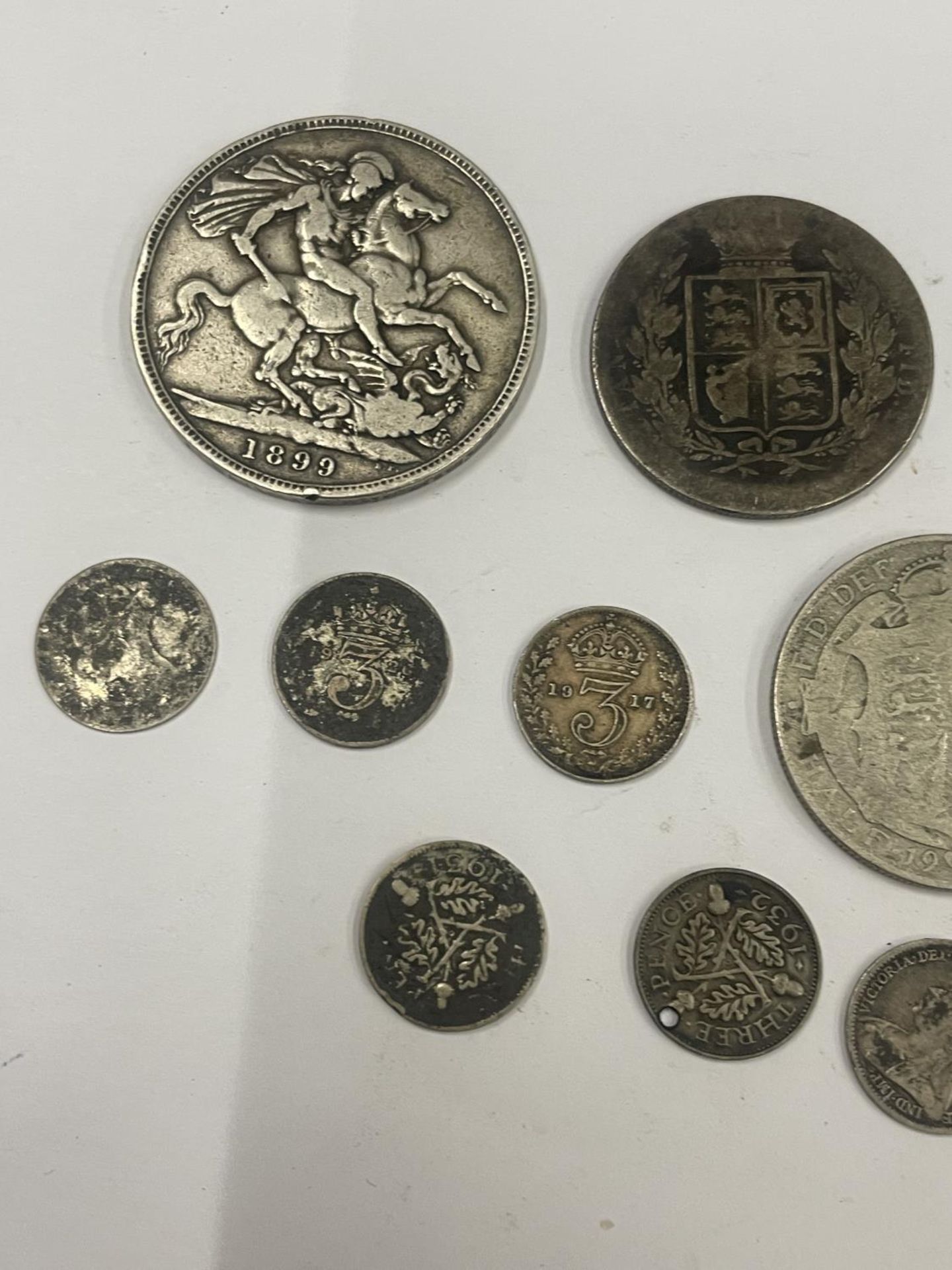 FIFTEEN ASSORTED SILVER COINS - Bild 2 aus 4