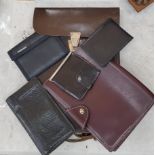 A GROUP OF VINTAGE WALLETS / PURSES